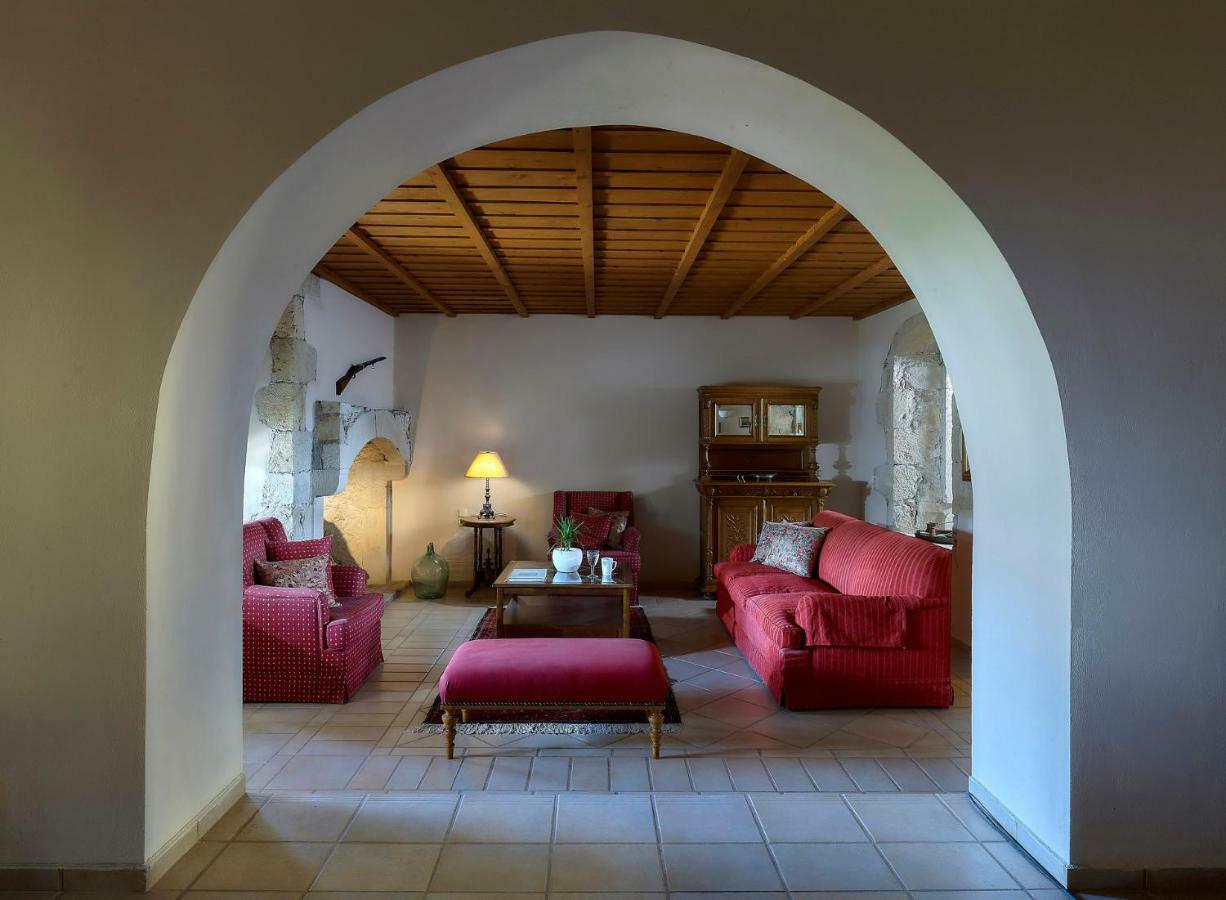 Castello Villa Daphnes - Private Pool & Whirlpool Dhafnes Extérieur photo